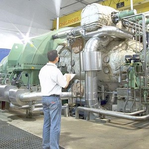 Manutenção em turbo gerador